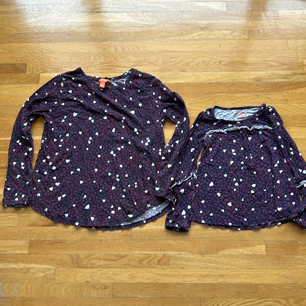Mother and daughter matching Joe fresh tops